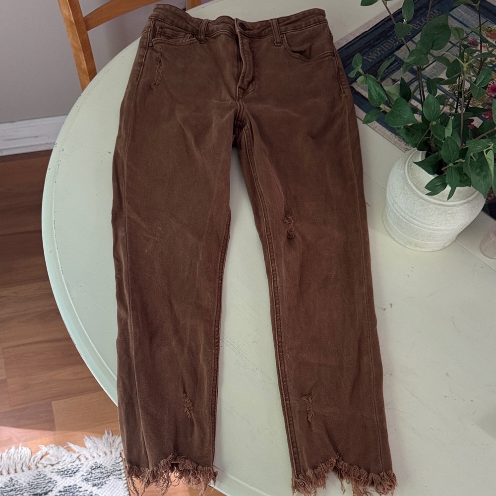 Brown Distressed Frayed Hem Jeans